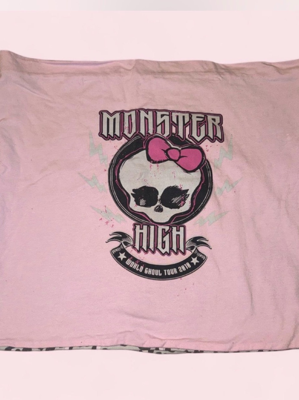 monster high Pink Skull Graphic Crop Top